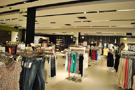 安福商场里的店面怎么装修？